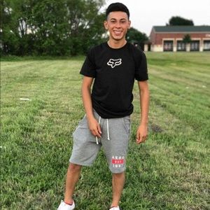 Meet your Posher, Josue